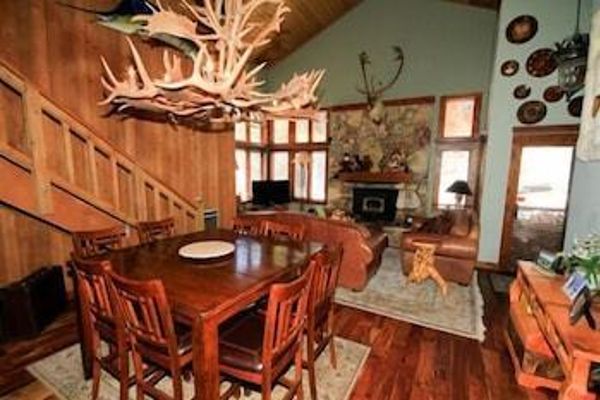 Hotel Mountainback at Mammoth (Mammoth Lakes)